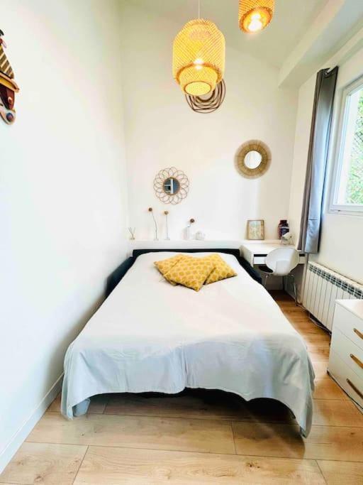 Jolie Mini Maison Lovely Tiny House Vitry-sur-Seine Exterior foto